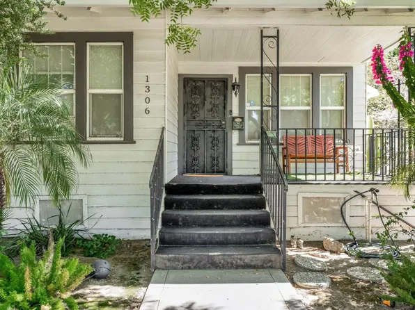 1306 N Roosevelt Ave, Fresno, CA 93728