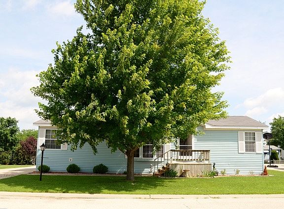 3rd image of 5366 Autumnash Ln