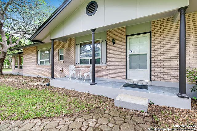 1st image of 1025 Fawn Dr
