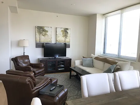 Rented by Windsor Property Management | media 2