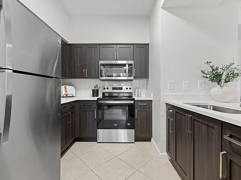 Bell Miramar Place — Photo 27
