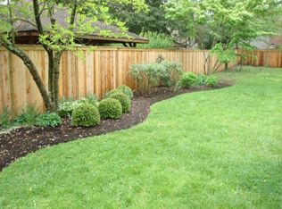 1208 Fontaine Rd, Lexington, KY 40502