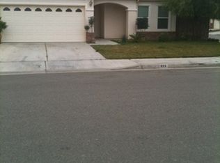 926 Perkins Ave, Madera, CA 93637