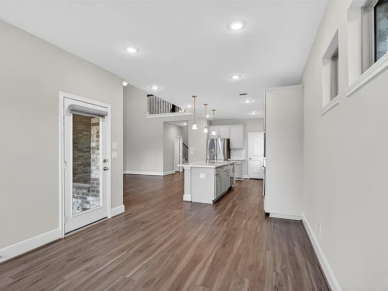 3123 Lantana Trl — Photo 14