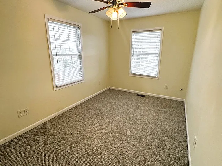 1422 Founders Way — Photo 18