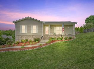 3215 Brookmeade Ct, Cookeville, TN 38506