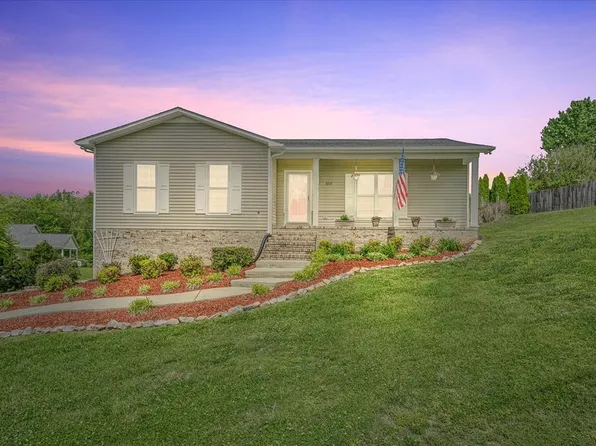 3215 Brookmeade Ct, Cookeville, TN 38506