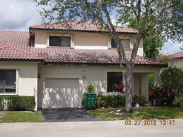 1st image of 3005 La Mirage Dr