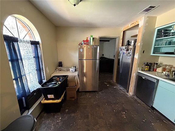 5th image of 2629 Oklahoma Dr