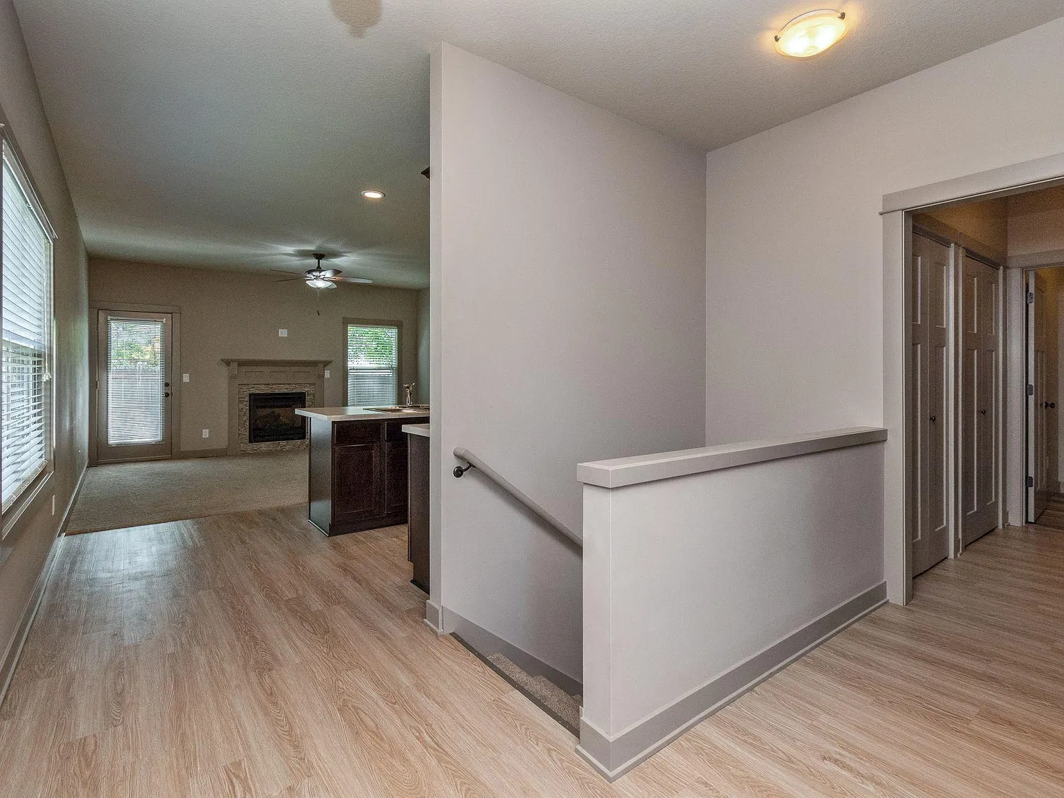 4 bed, 3.5 bath, 1750 sqft, $575 — Photo 2