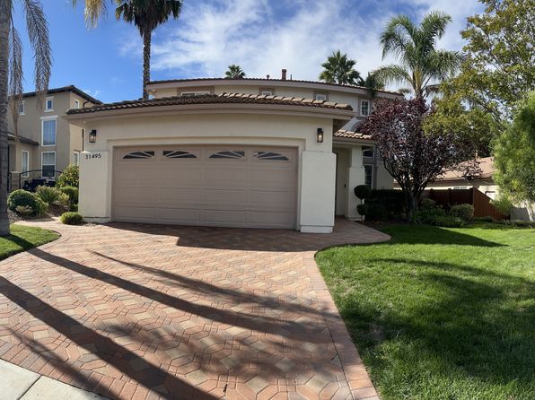 31495 Sunningdale Dr