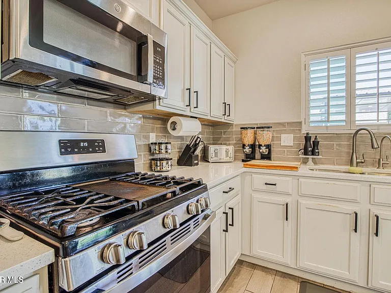 12257 Desert Dove Ave — Photo 13