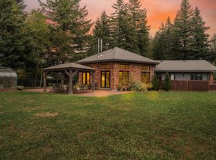 1185 Columbia Valley Rd, Fraser Valley, BC V2R 4X6