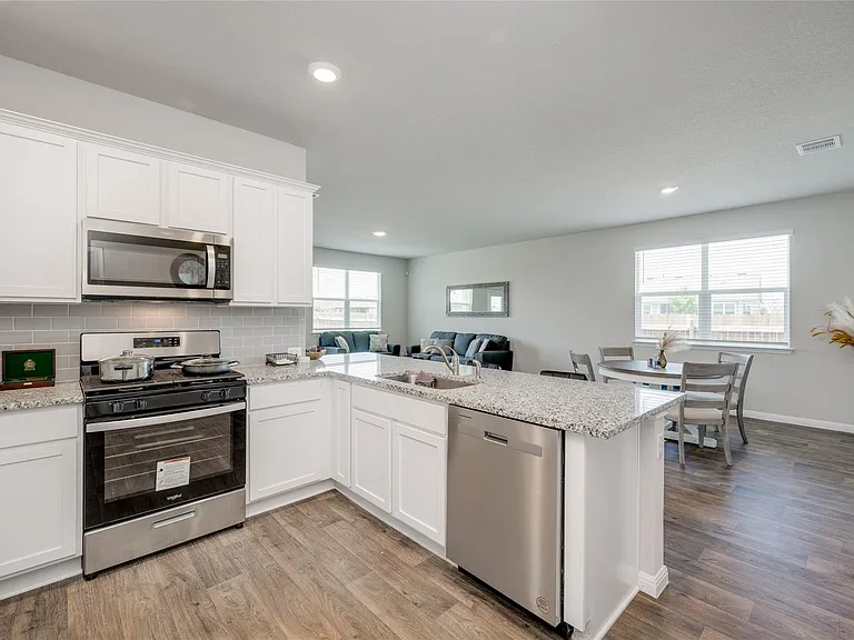 102 Rainmaker Cv — Photo 7
