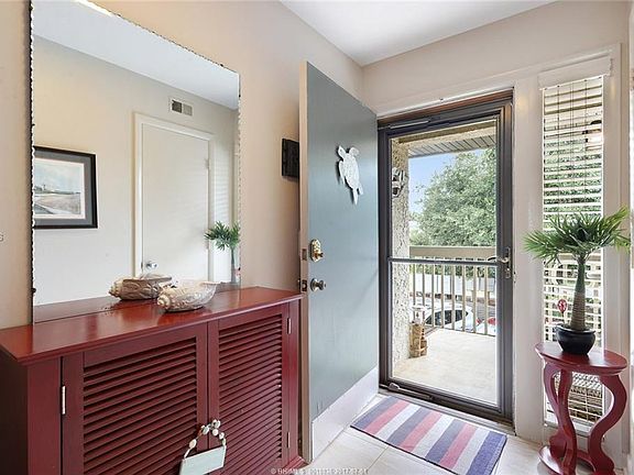 3rd image of 26 S Forest Beach Dr APT 30