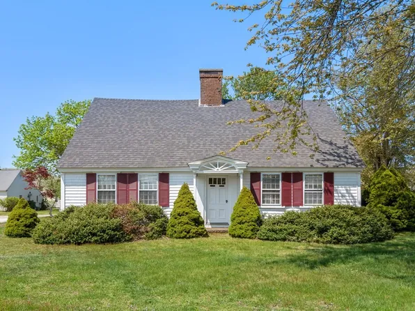 374 Main St, West Dennis, MA 02670