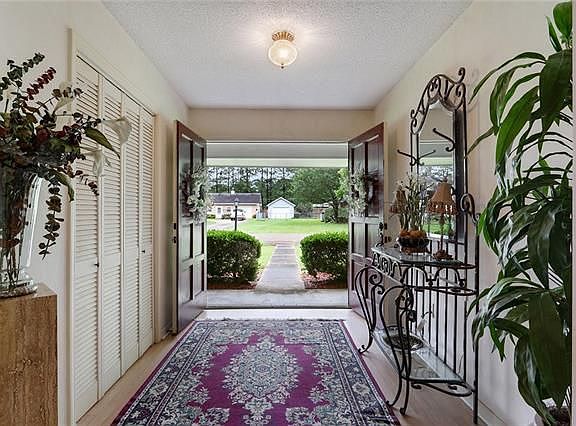 4th image of 43213 Crouse Dr