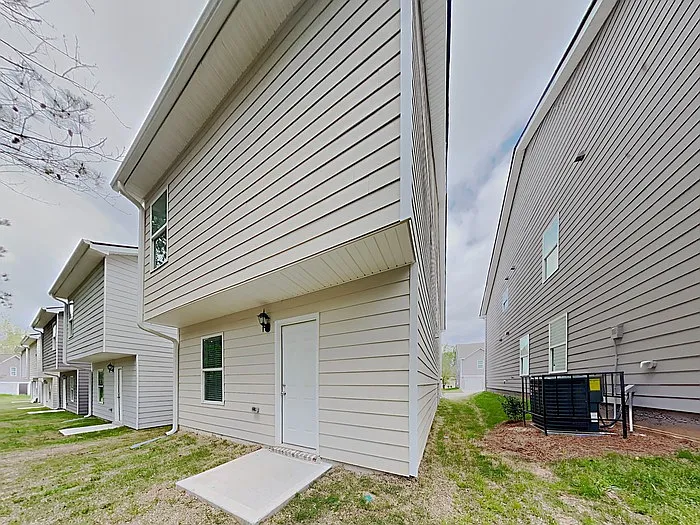 1079 Benfield Rdg W — Photo 16