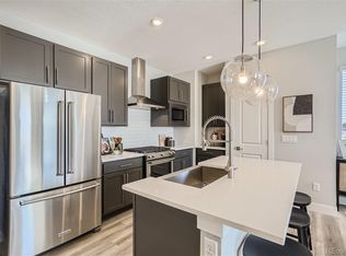 364 Geneva St, Aurora, CO 80010