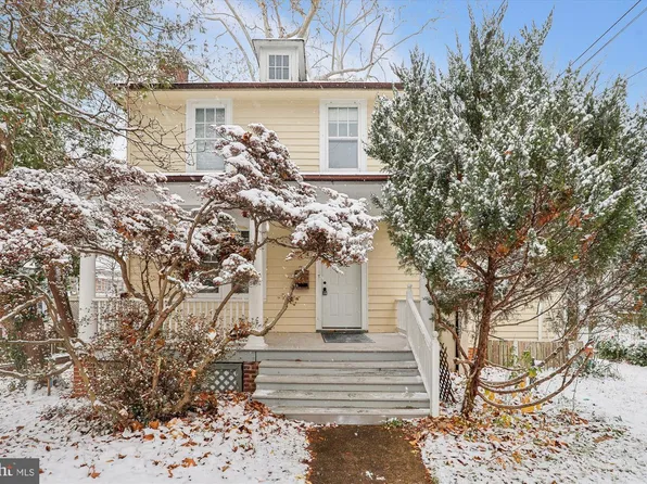 4900 41st St NW, Washington, DC 20016