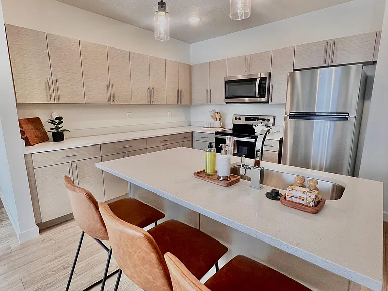 Canyon Vista — Photo 116