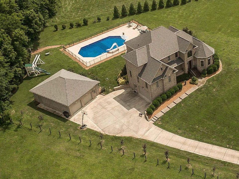 1st image of 1678 Liberty Ln