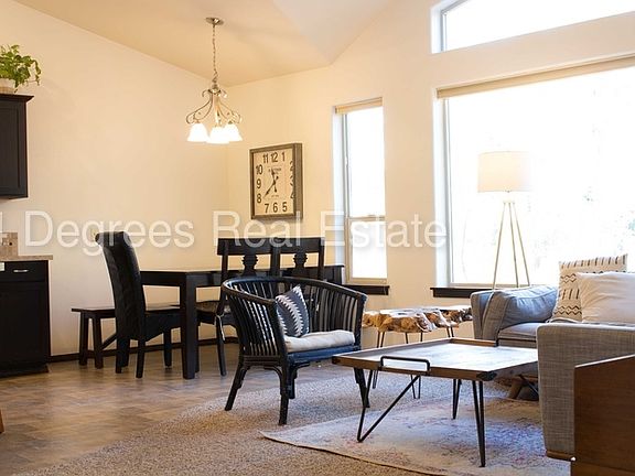 4th image of 11828 N Bedivere Dr
