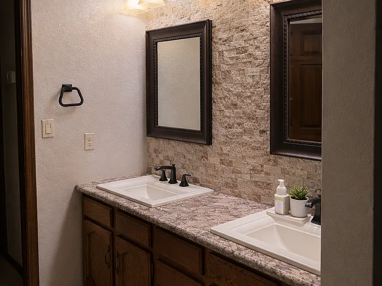 548 E Hope Cir — Photo 4