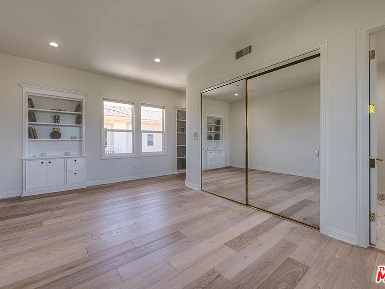 3791 Winford Dr — Photo 33