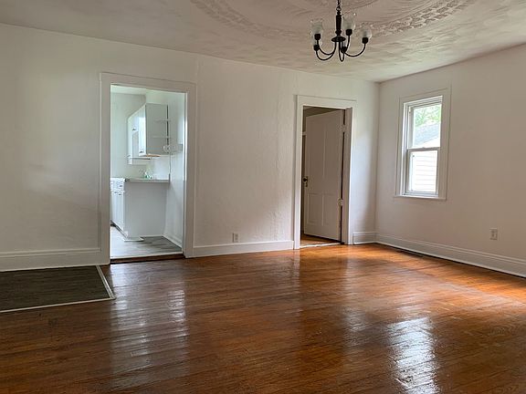 5th image of 1217 Myers Ave