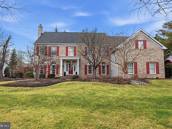 3rd image of 1476 Brookfield Rd