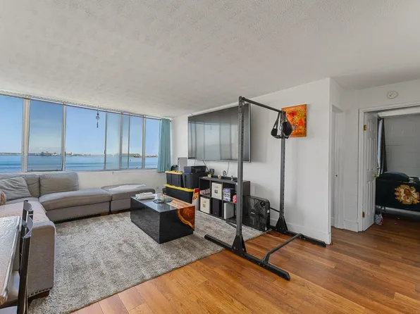 111 Kahului Beach Rd APT A326, Kahului, HI 96732