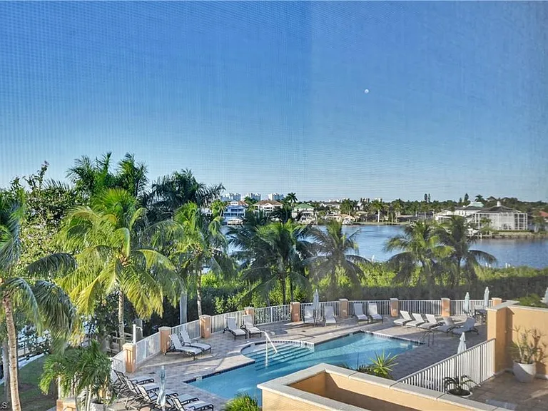 400 Flagship Dr #403 — Photo 20