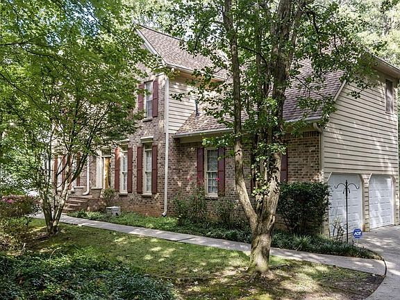 2nd image of 9372 Basswood Way