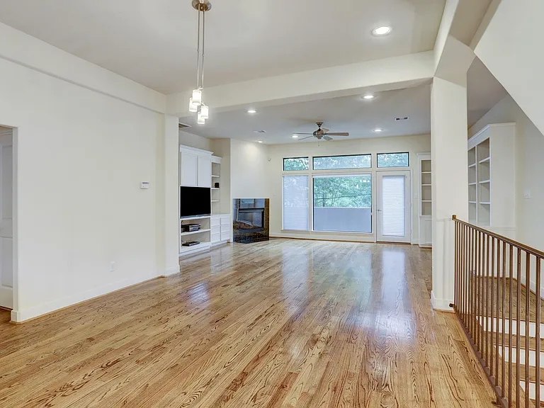 6911 Staffordshire Blvd — Photo 9