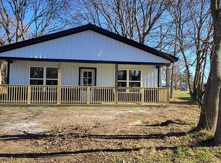 380 S Jackson St, Clinton, IN 47842