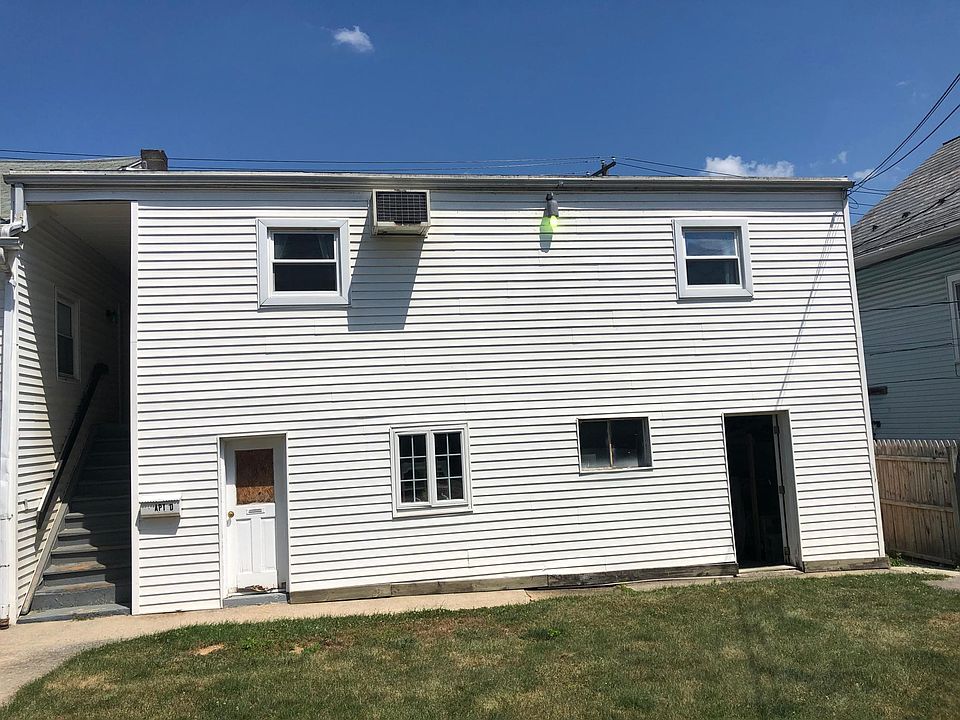 2nd image of 329 W Caracas Ave APT D