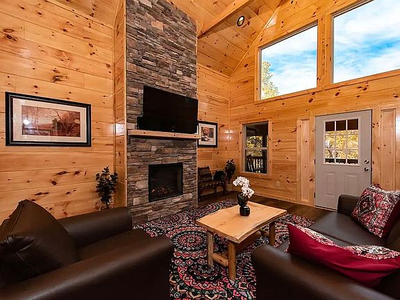 3rd image of 2653 Valley Heights Dr