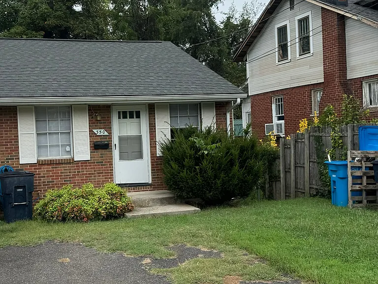 350 Forest Hill Ave NE #350 — Photo 6
