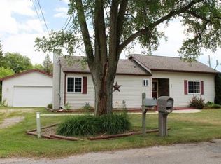 106 Marsh St, Coleman, MI 48618