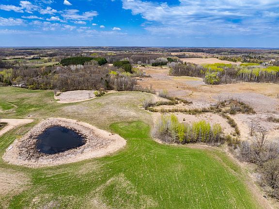 5th image of Buckskin Park Ct NE