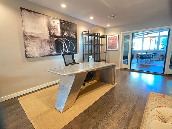 5th image of 200 Waverley St APT 10
