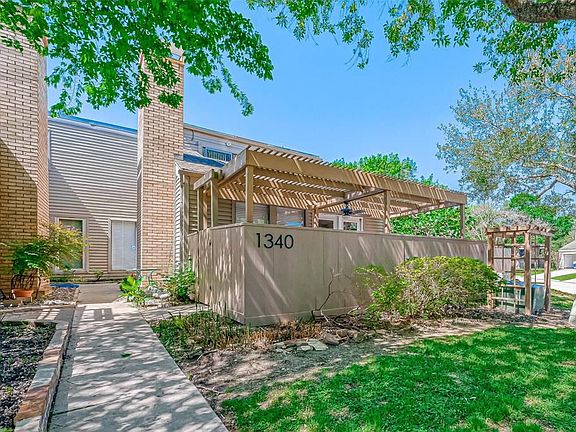 3rd image of 1340 Chardonnay Dr #83