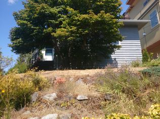 122 NW 50th St, Seattle, WA 98107