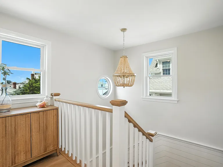 9 Julian St — Photo 11