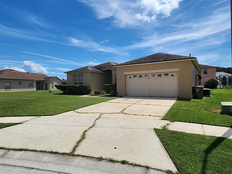 2503 Buttercup Ct — Photo 26