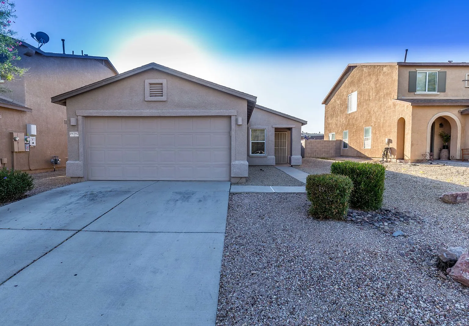 3 bed, 2.0 bath, 1395 sqft, $1,850 — Photo 1