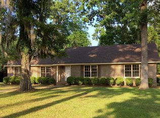 420 Forest Glen Dr, Albany, GA 31707