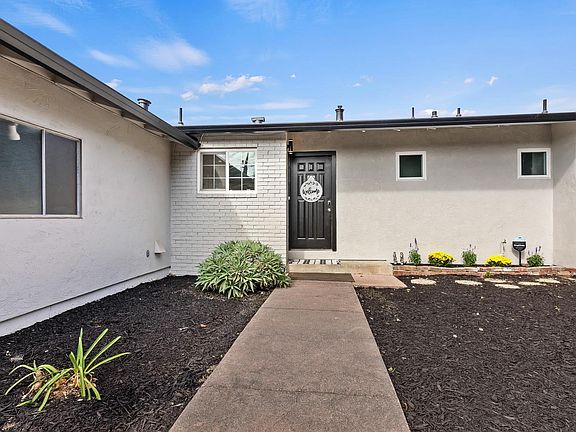 3rd image of 1421 Karen Drive