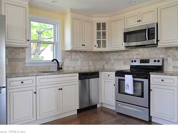 4th image of 111 South St